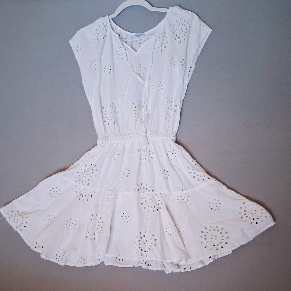 BLUE ISLAND Sz XS White Eyelet Mini Dress/Cover Up
